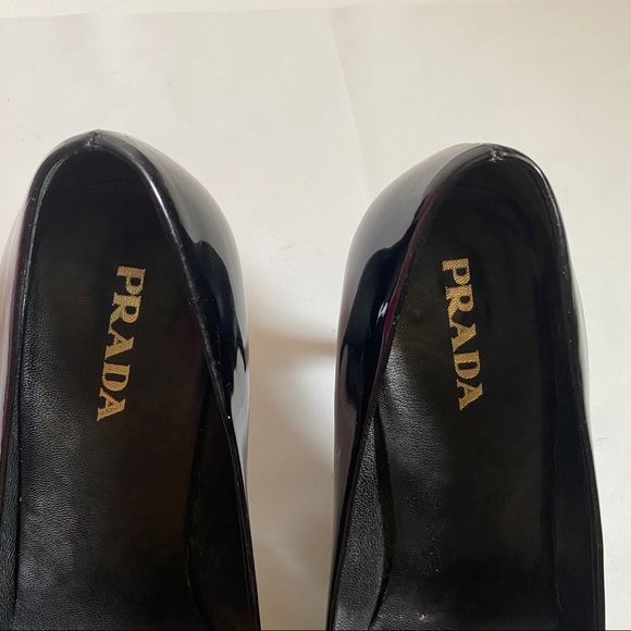Prada black shoes sz 36.5 - Picture 2 of 8